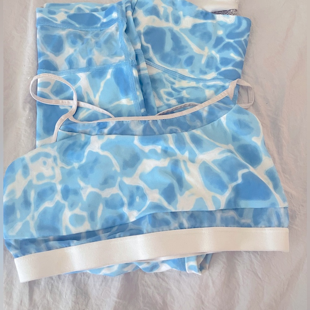 Victoria Secret fitness set